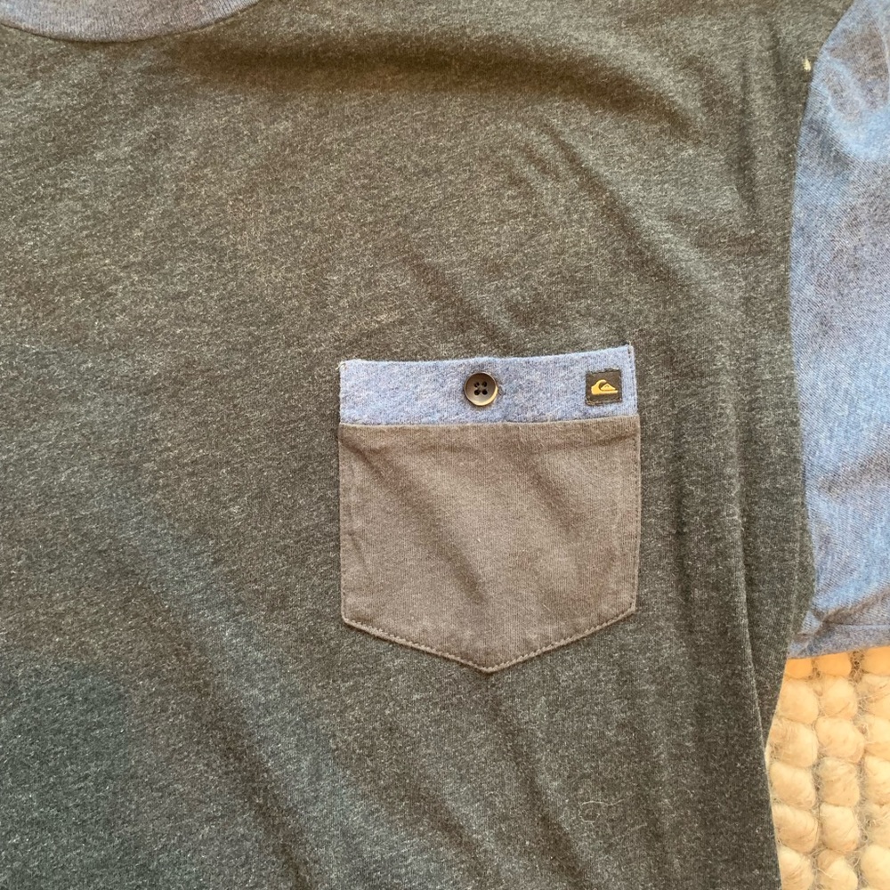 Quiksilver Pocket T-Shirt - Picture 2 of 3